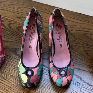 Poetic license Doll Face floral shoes - adorbs